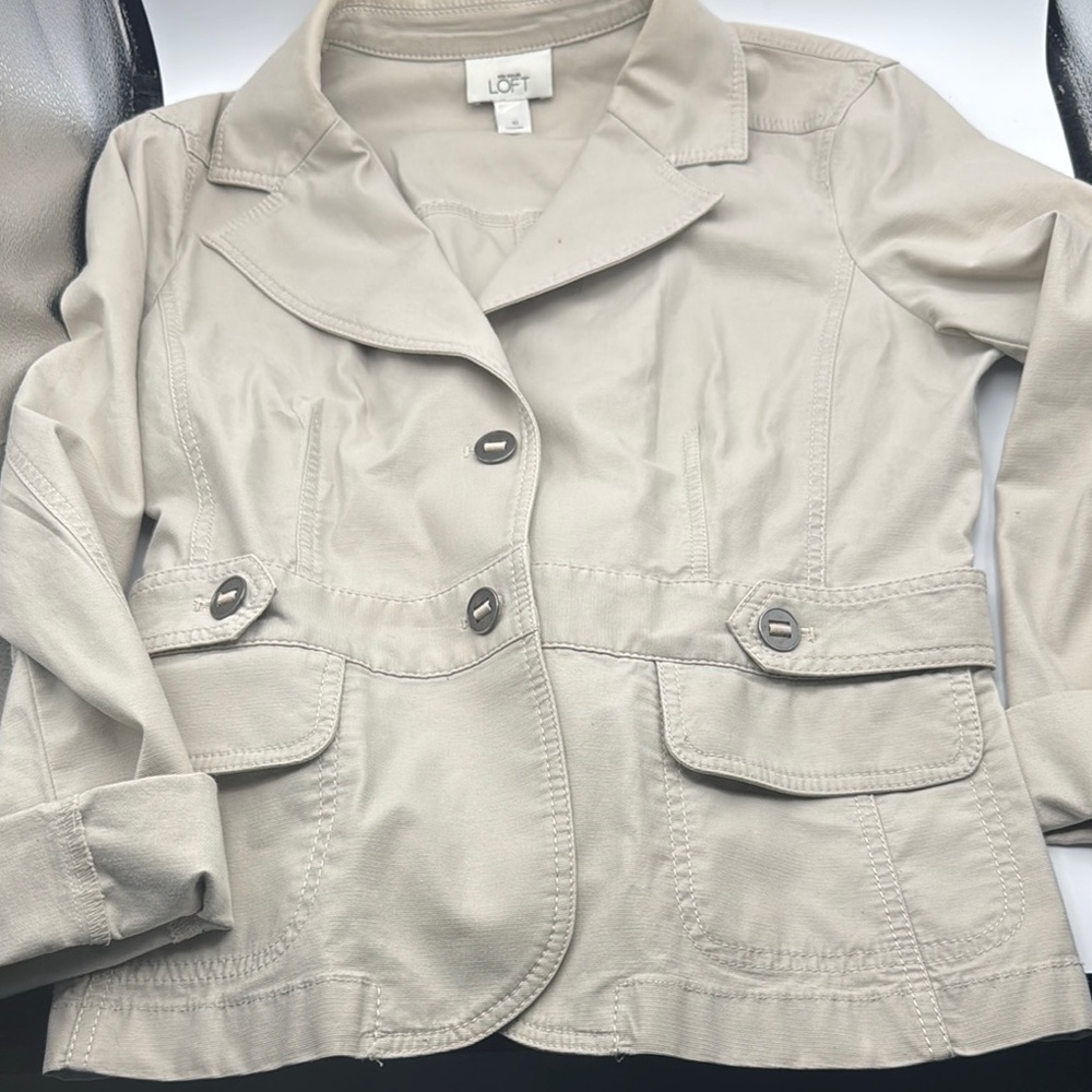 LOFT Women's Canvas Lightweight Cropped Jacket-size 10- Travel-Spring coat